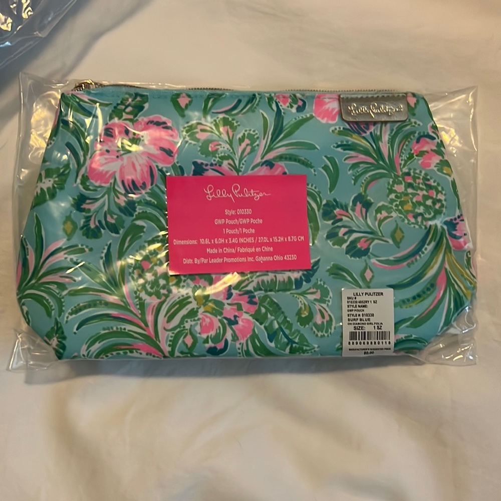 NWT cosmetic pouch!!! Simply adorable!